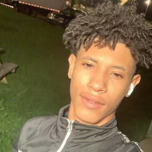 Meet your Posher, Raul